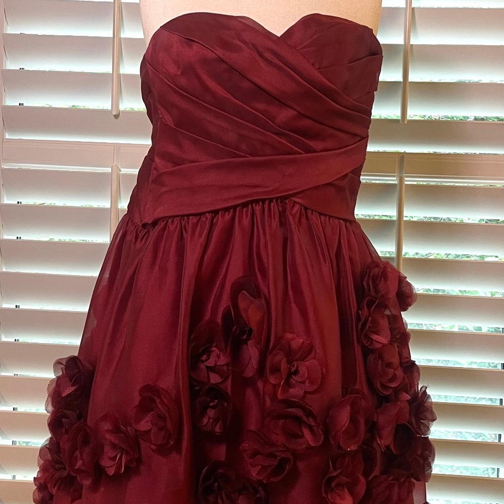 Monique Lhuillier Cocktail Strapless Dress